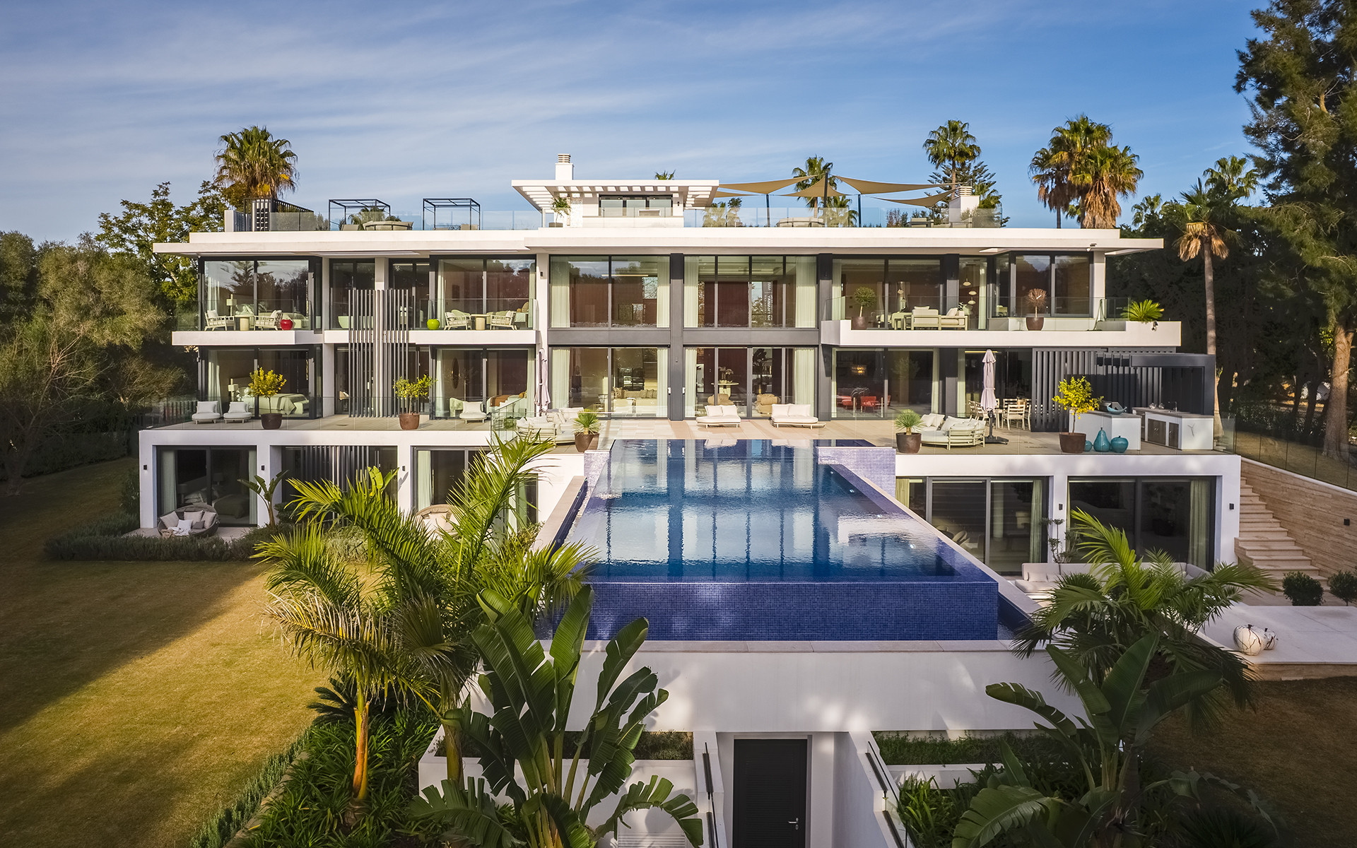 Casa La Colina, a selected residence in Sotogrande Costa
