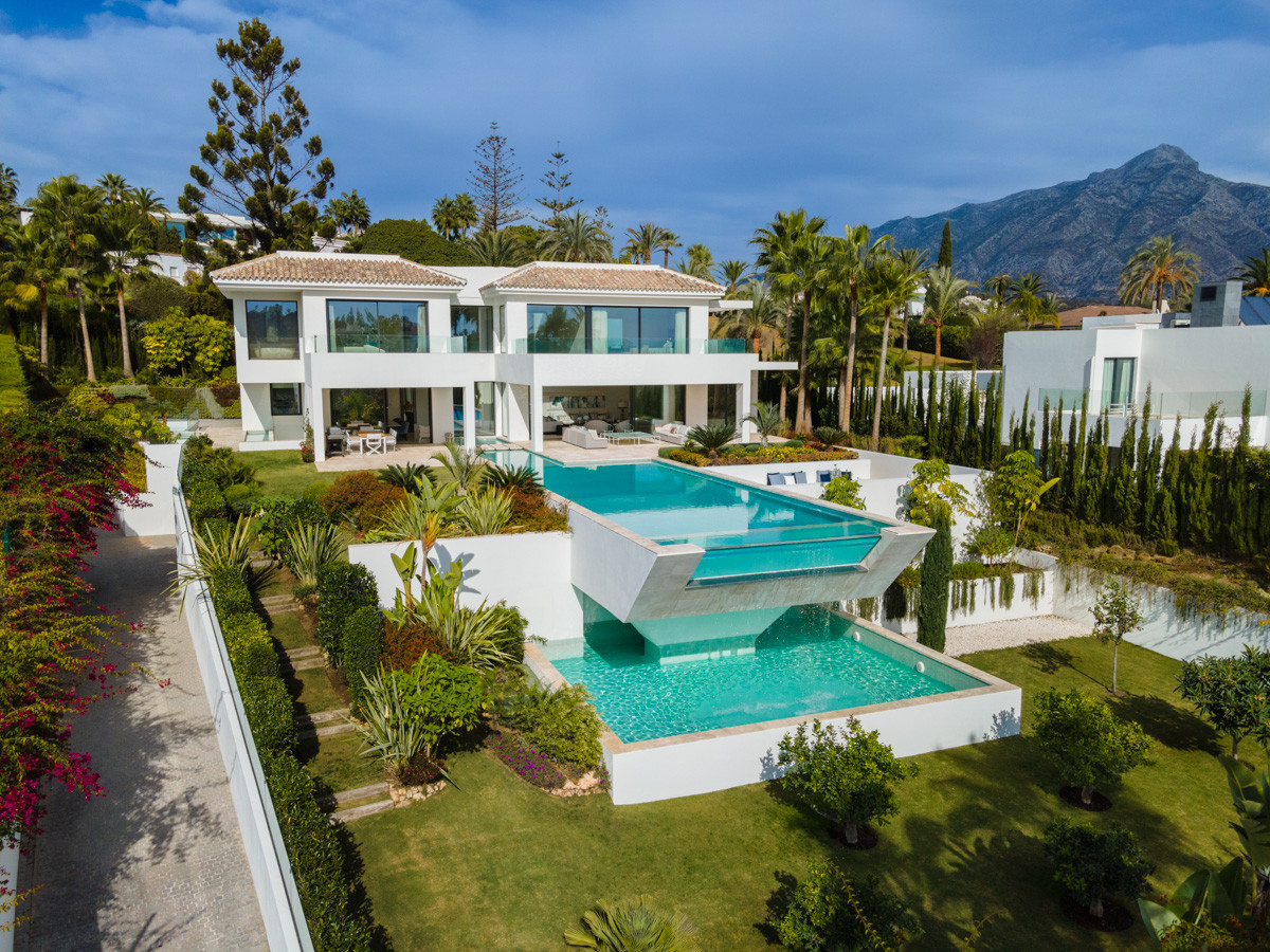 La Cerquilla Residence, a selected home in Nueva Andalucia